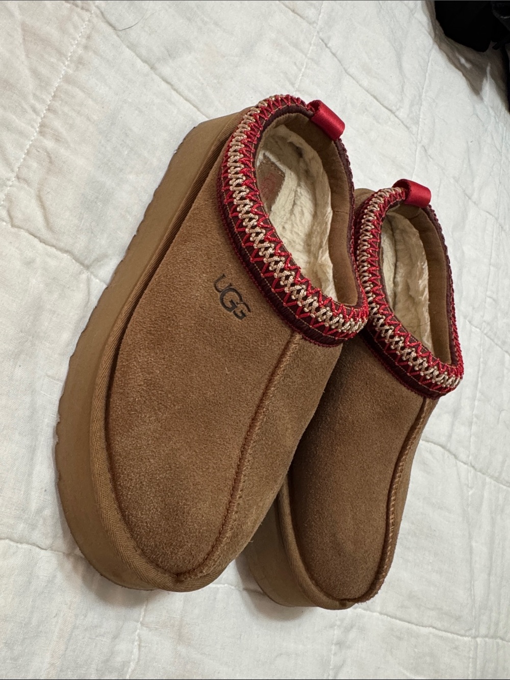 UGG Chestnut Brown Suede Slip-On Slippers with Red Trim